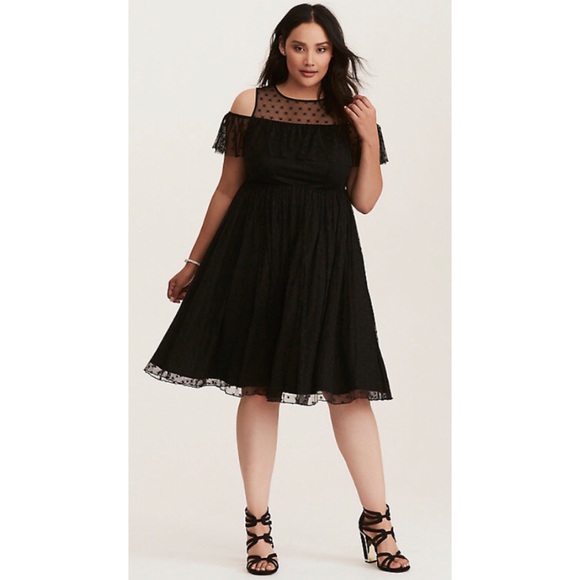 torrid Dresses & Skirts - Torrid Black Star Mesh Ruffle Cold Shoulder Dress